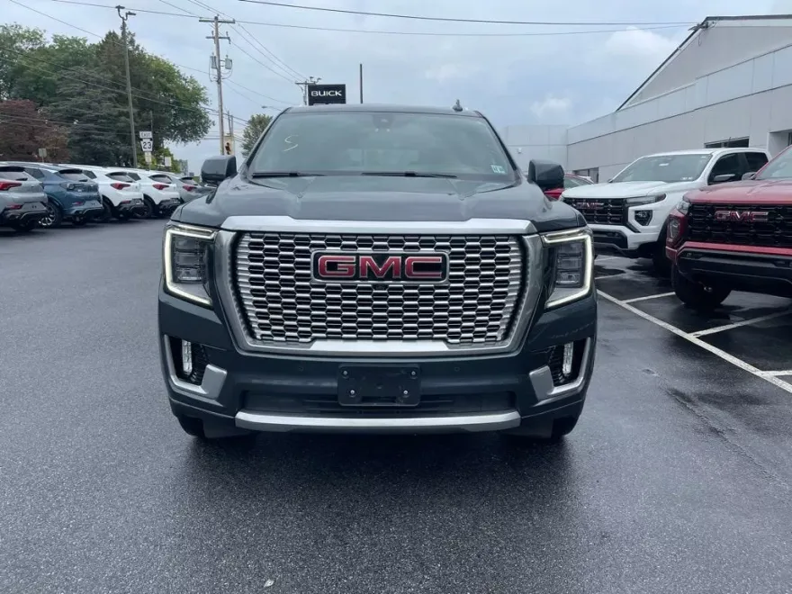 2021 Gmc Yukon XL Denali photo 1