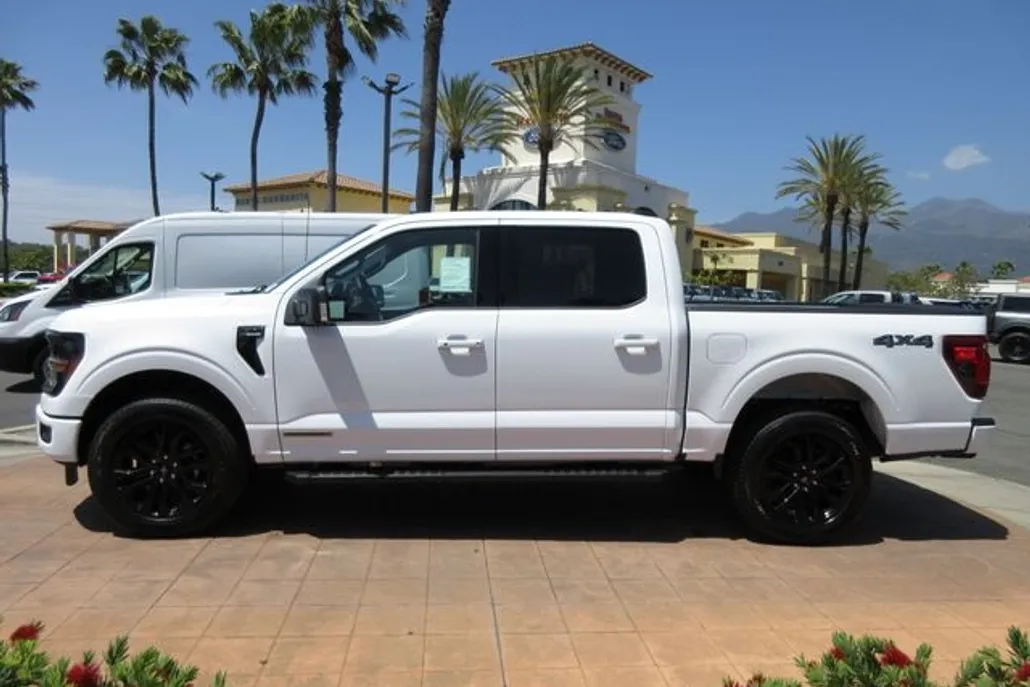 2025 Ford F-150 XLT photo 1
