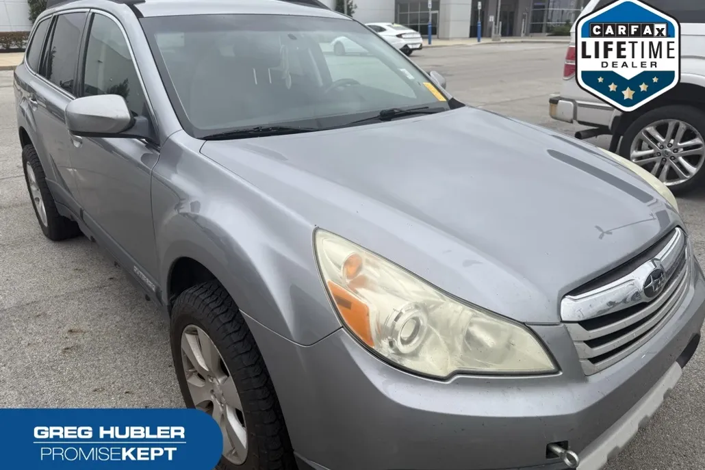 2010 Subaru Outback 3.6R photo 1