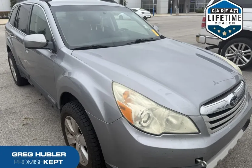 2010 Subaru Outback 3.6R photo 1