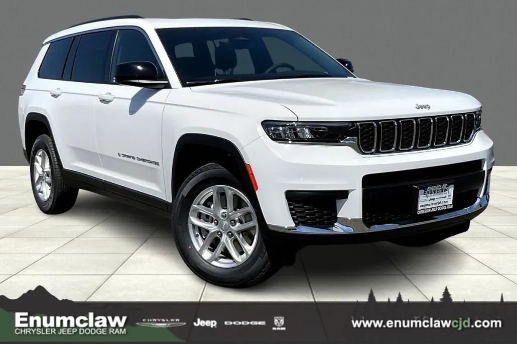 2025 Jeep Grand Cherokee Laredo photo 1