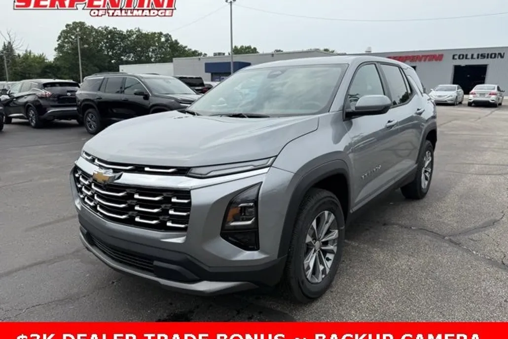 2026 Chevrolet Equinox LT photo 1