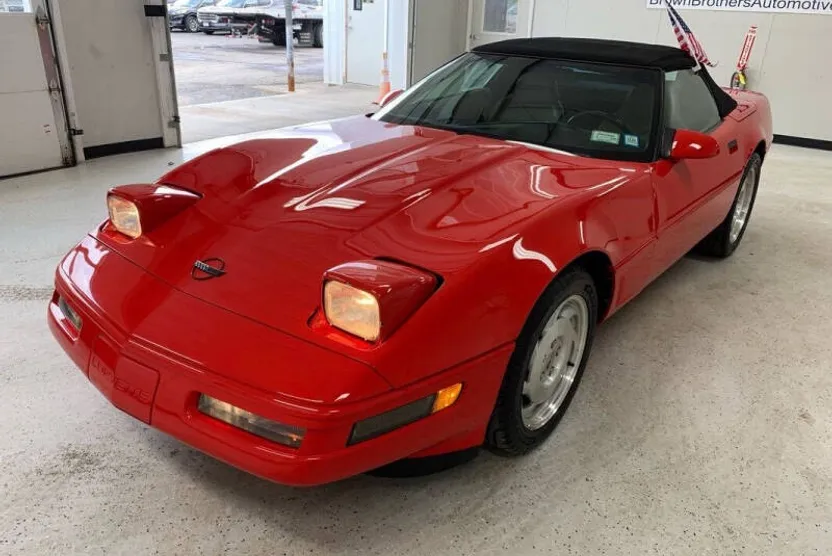 1996 Chevrolet Corvette Convertible photo 1