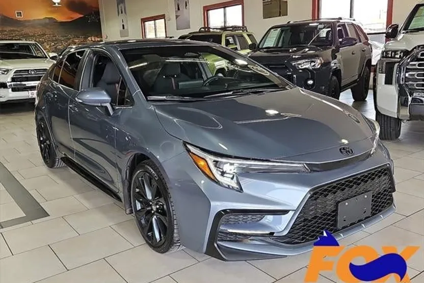 2024 Toyota Corolla SE photo 1
