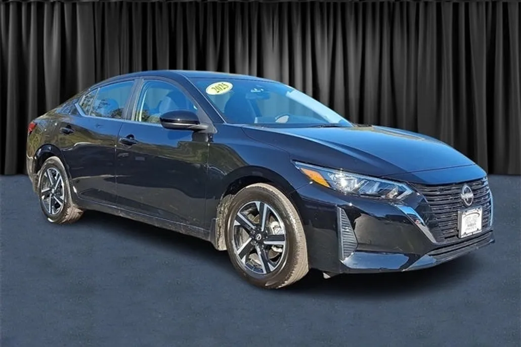 2025 Nissan Sentra SV photo 1
