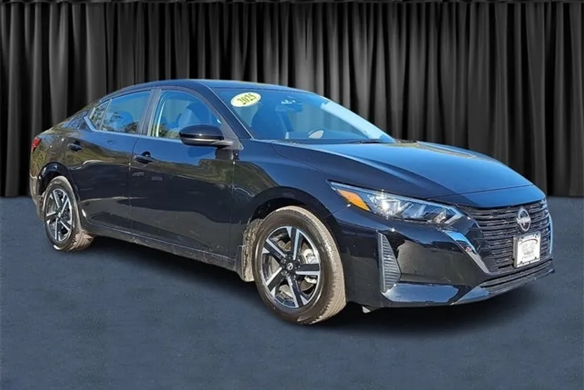 2025 Nissan Sentra SV photo 1