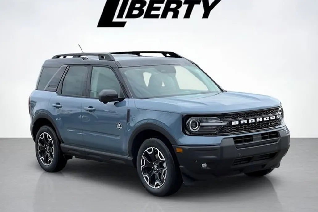 2025 Ford Bronco Sport Outer Banks photo 1