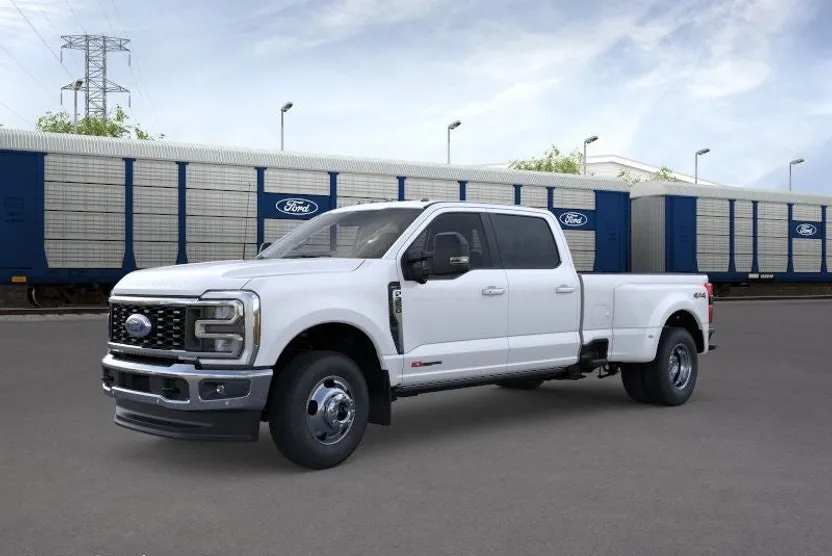 2026 Ford F-350 Lariat photo 1