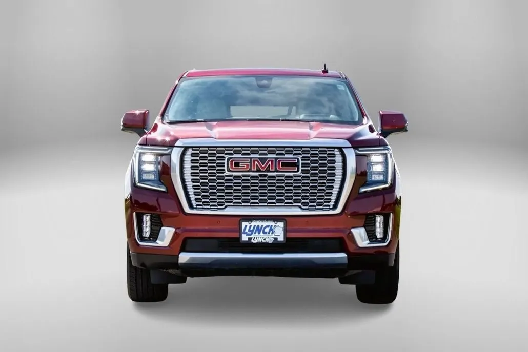 2021 Gmc Yukon XL Denali photo 1