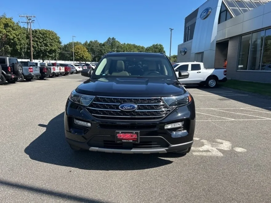 2022 Ford Explorer XLT photo 1