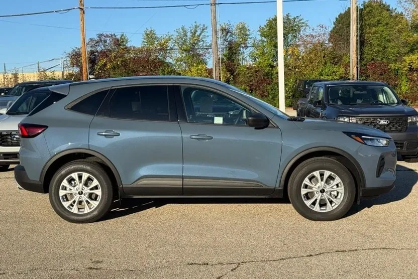 2026 Ford Escape Active photo 1