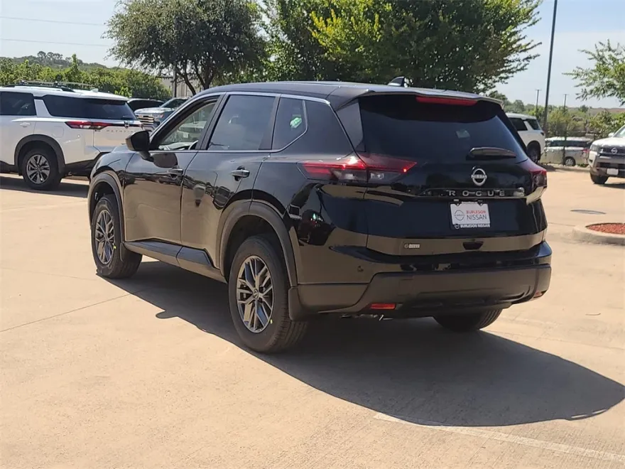 2026 Nissan Rogue S photo 1