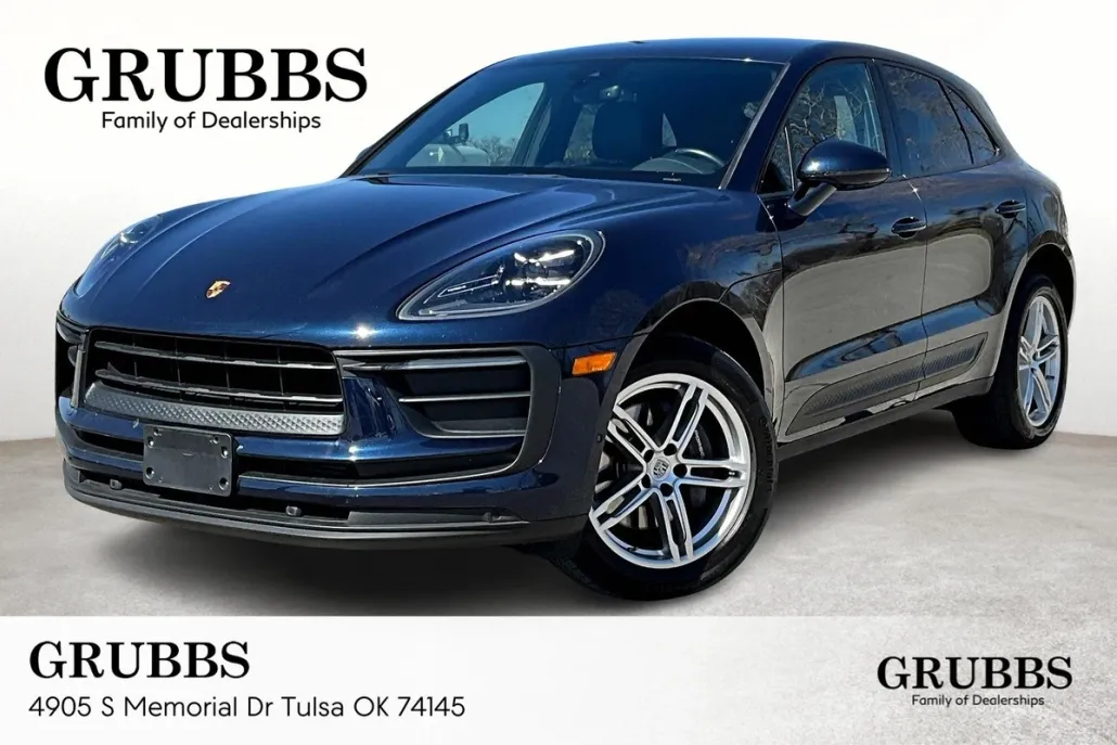 2022 Porsche Macan Base photo 1