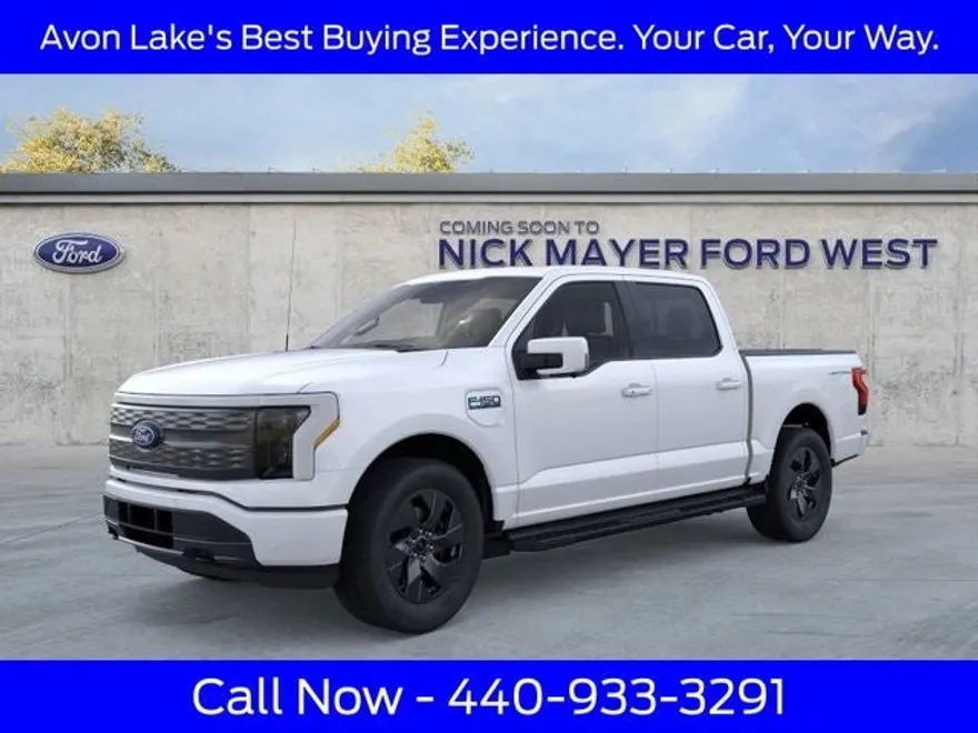 2025 Ford F-150 Lightning Lariat photo 1