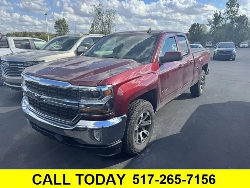 2016 Chevrolet Silverado 1500 LT photo 1