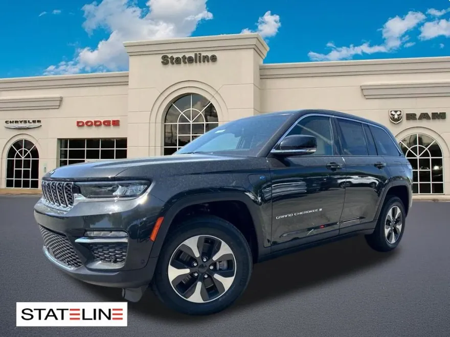 2024 Jeep Cherokee 4xe Sport photo 1