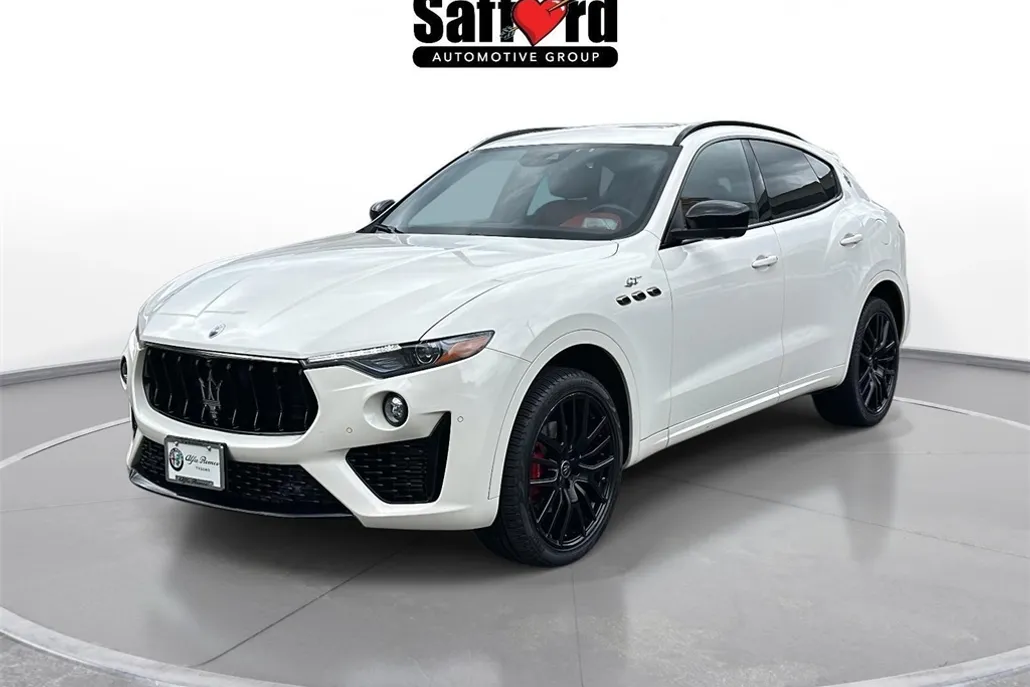 2022 Maserati Levante GT photo 1
