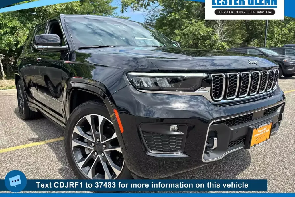 2023 Jeep Grand Cherokee Overland photo 1