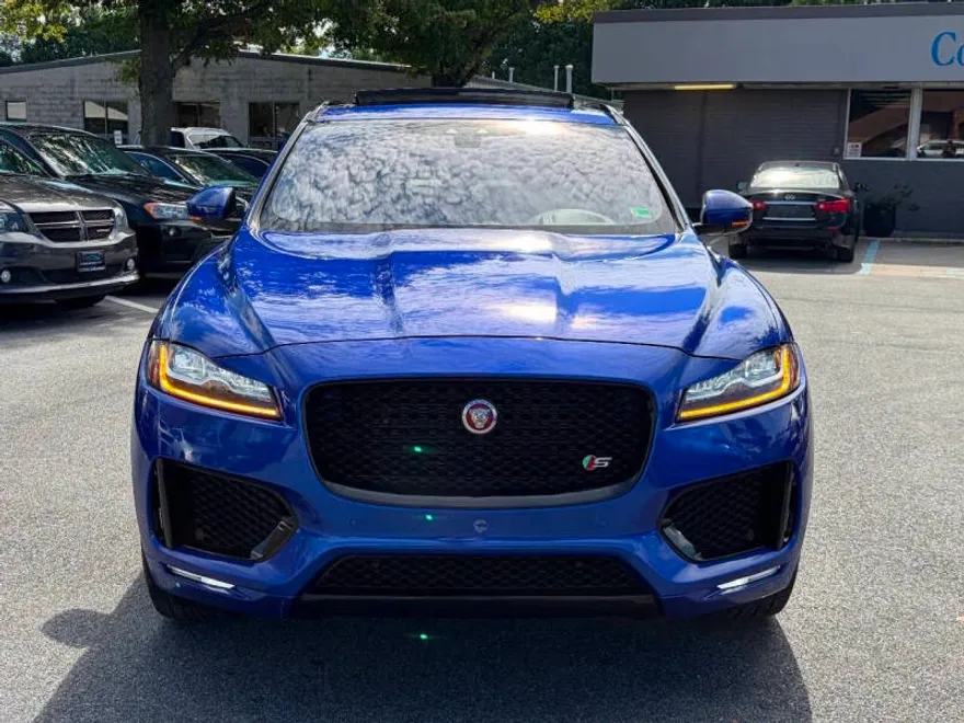 2018 Jaguar F-PACE S photo 1