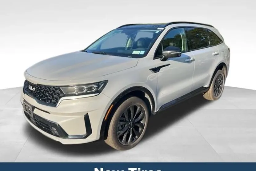 2022 Kia Sorento SX photo 1