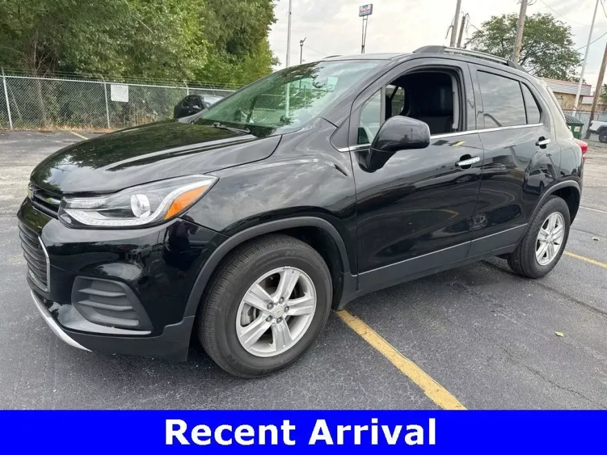 2020 Chevrolet Trax LT photo 1