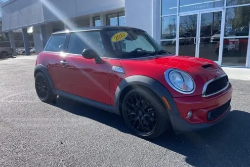 2013 Mini Cooper 2 Door Hardtop S photo 2