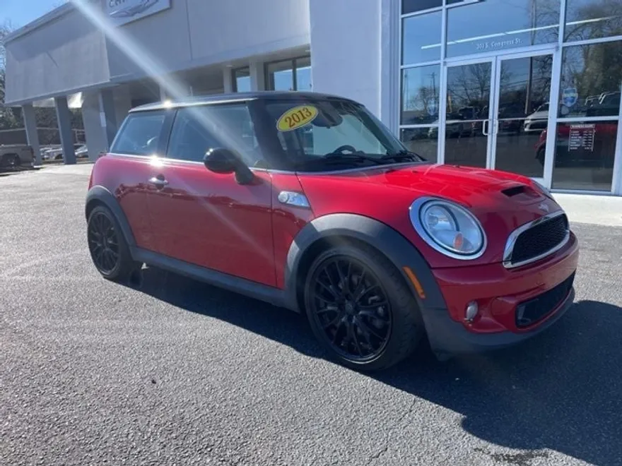 2013 Mini Cooper 2 Door Hardtop S photo 2