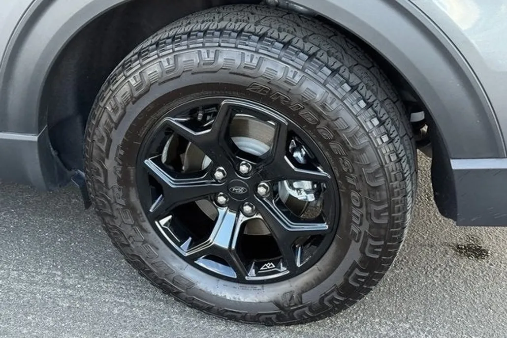 2022 Ford Explorer Timberline photo 1