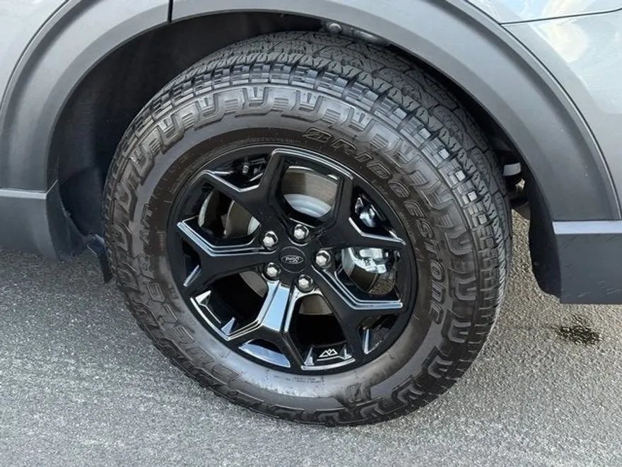 2022 Ford Explorer Timberline photo 1
