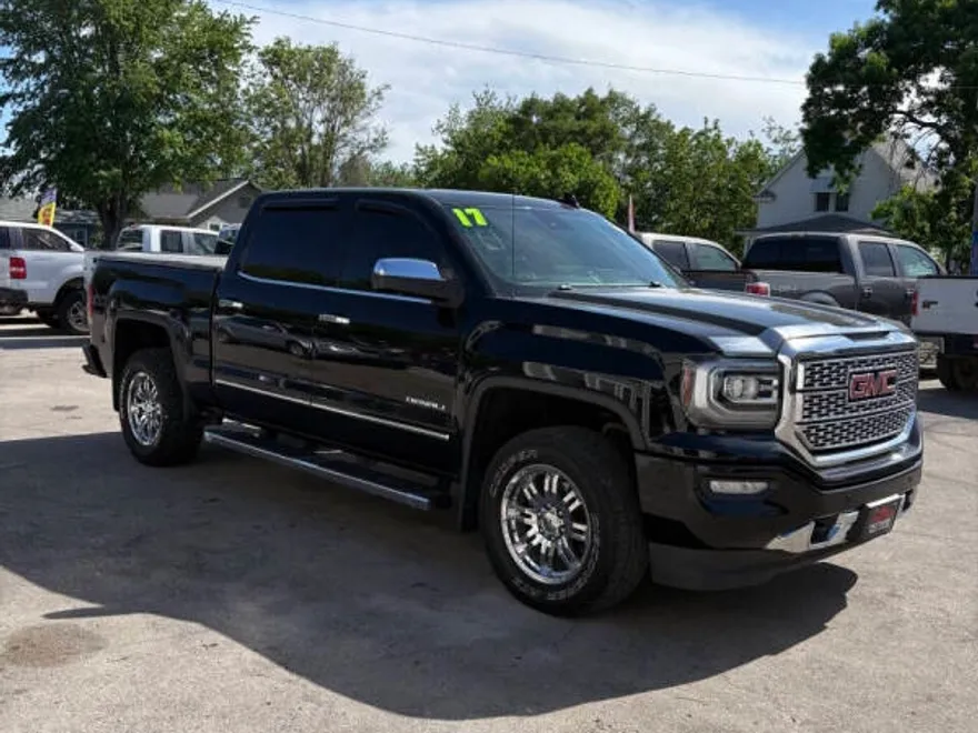 2017 Gmc Sierra Denali photo 1