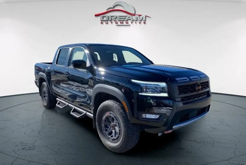2025 Nissan Frontier Crew Cab PRO-4X photo 1