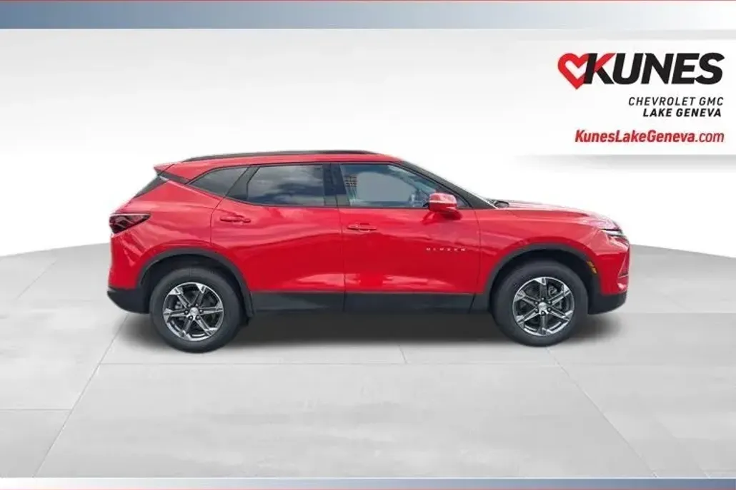 2024 Chevrolet Blazer 3LT photo 1