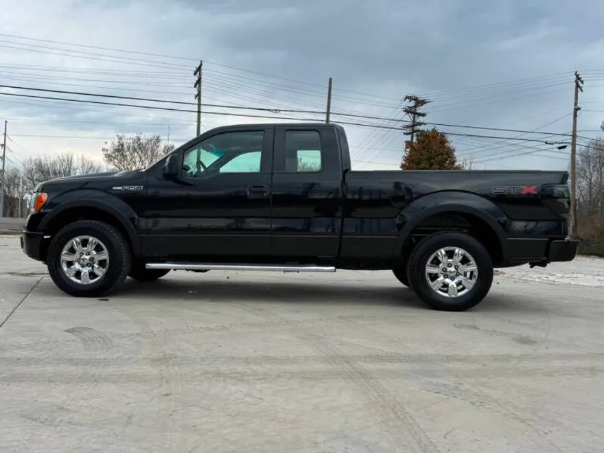 2013 Ford F-150 STX photo 1