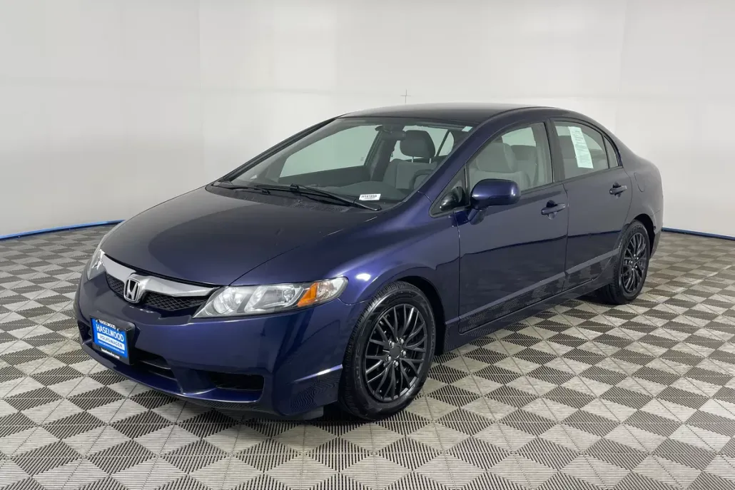 2011 Honda Civic LX photo 1