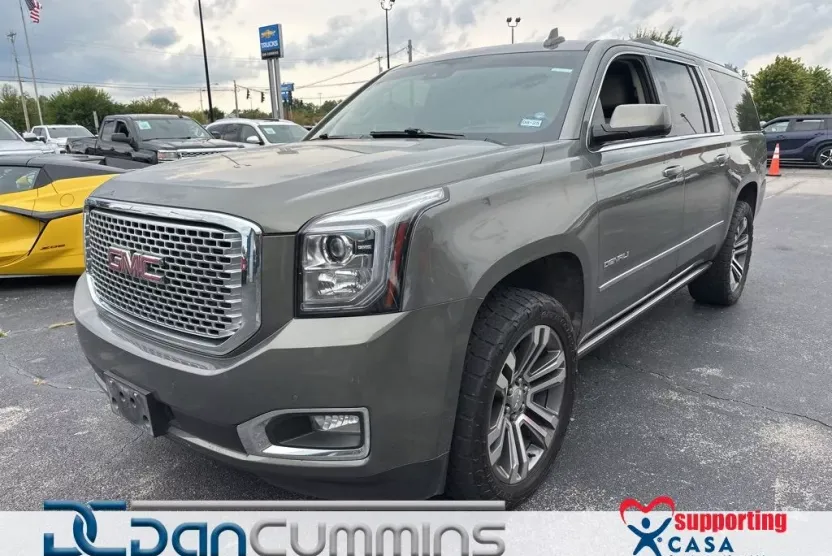 2017 Gmc Yukon XL Denali photo 1