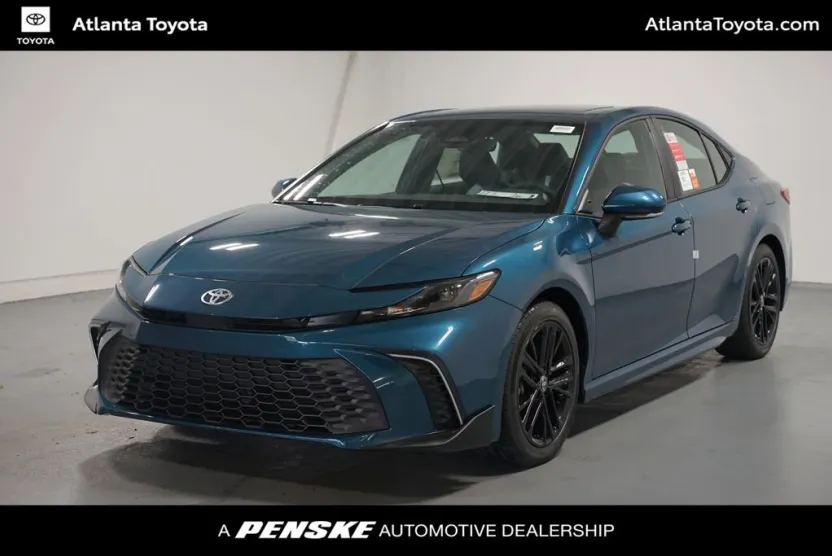 2026 Toyota Camry SE photo 1
