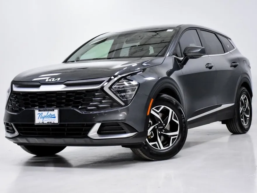 2024 Kia Sportage LX photo 1