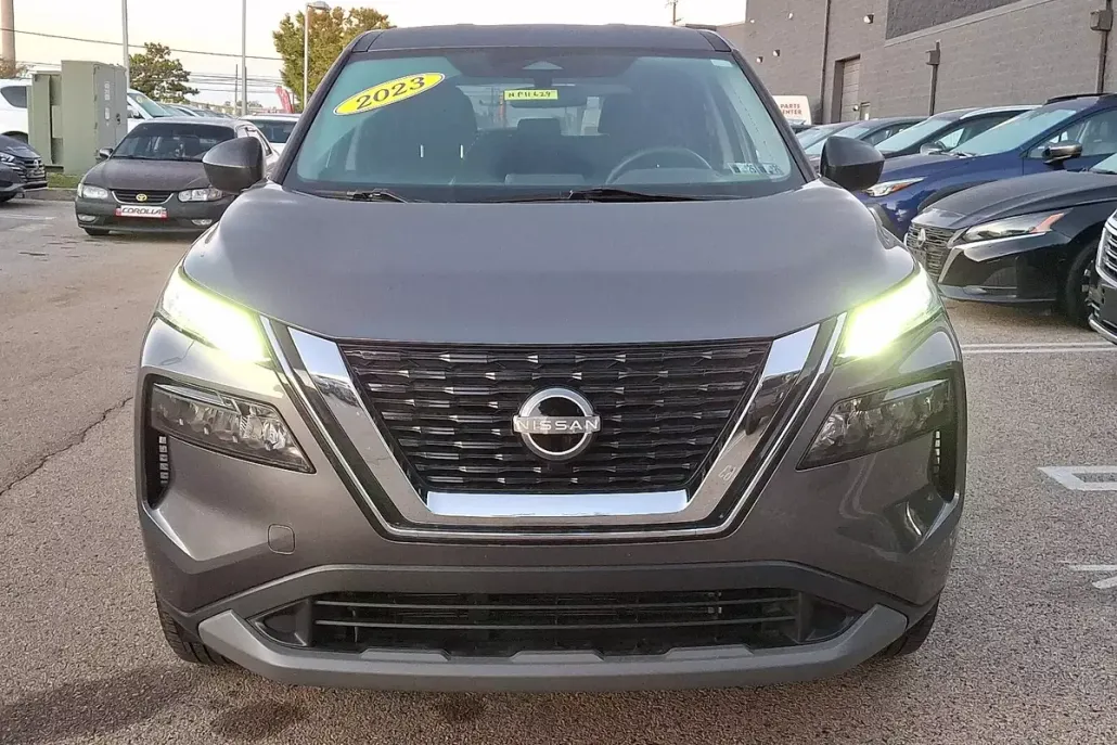2023 Nissan Rogue S photo 1