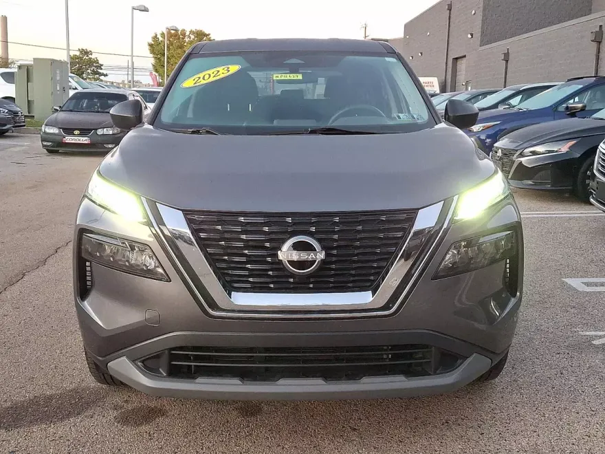 2023 Nissan Rogue S photo 1