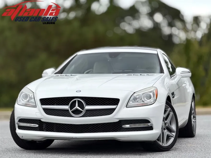 2016 Mercedes Benz SLK 300 photo 1