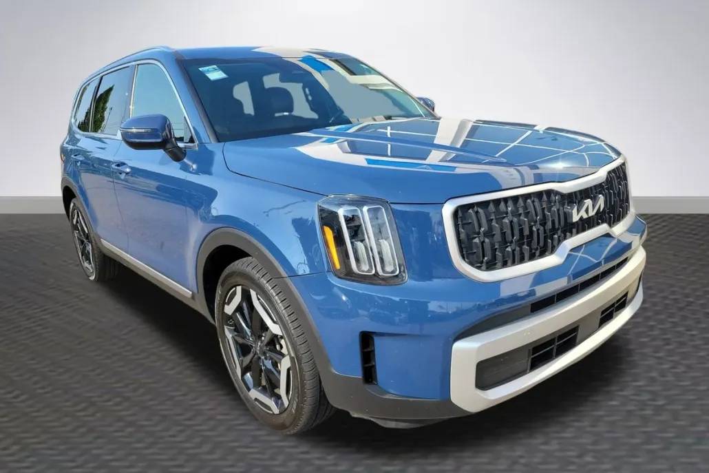 2023 Kia Telluride EX photo 1