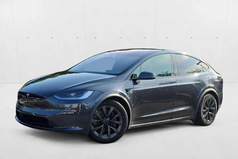 2023 Tesla Model X Standard Range photo 1