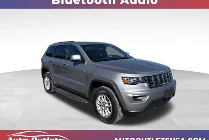 2020 Jeep Grand Cherokee Laredo E photo 1