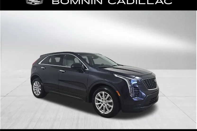 2023 Cadillac XT4 Luxury photo 1