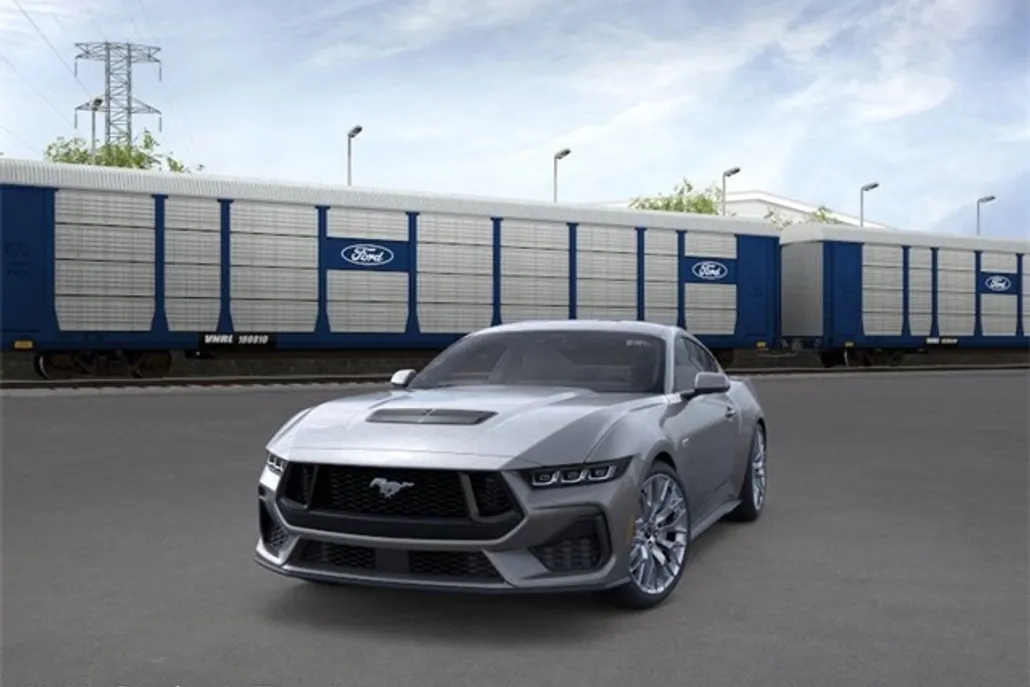 2025 Ford Mustang GT Premium photo 1