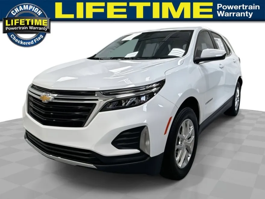 2023 Chevrolet Equinox LT photo 1