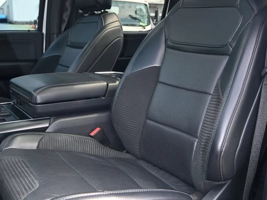 2023 Ford F-150 Raptor photo 1