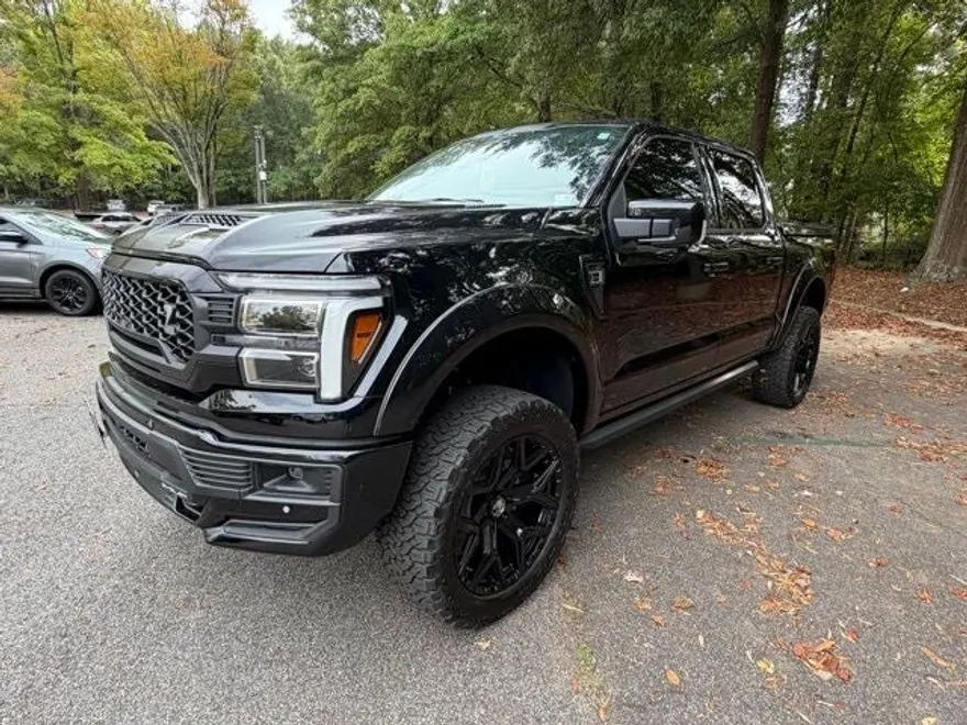 2025 Ford F-150 Lariat photo 1