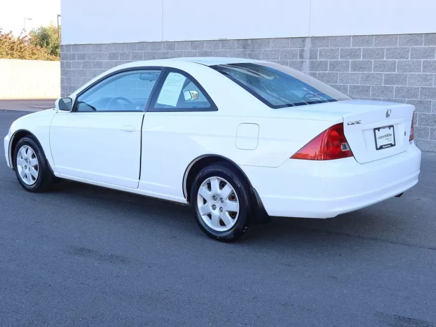 2002 Honda Civic EX photo 1