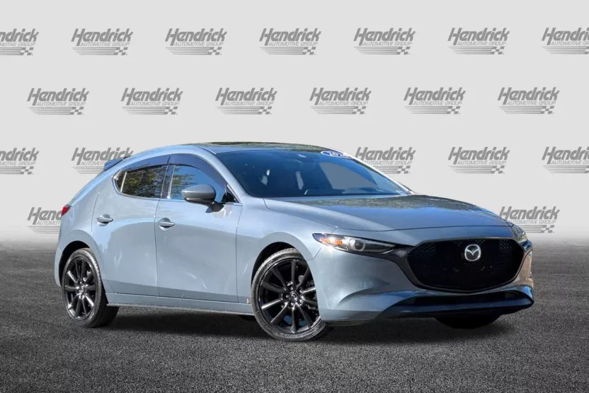 2020 Mazda Mazda3 Hatchback Premium photo 1